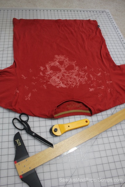 No Sew T-Shirt Apron Tutorial